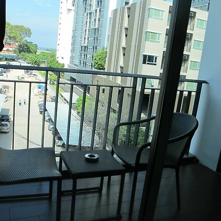 March Hotel Pattaya Exterior foto